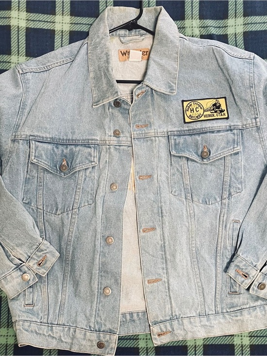 Wrangler Other - Wrangler Light Blue Denim Jacket with stitched Patch